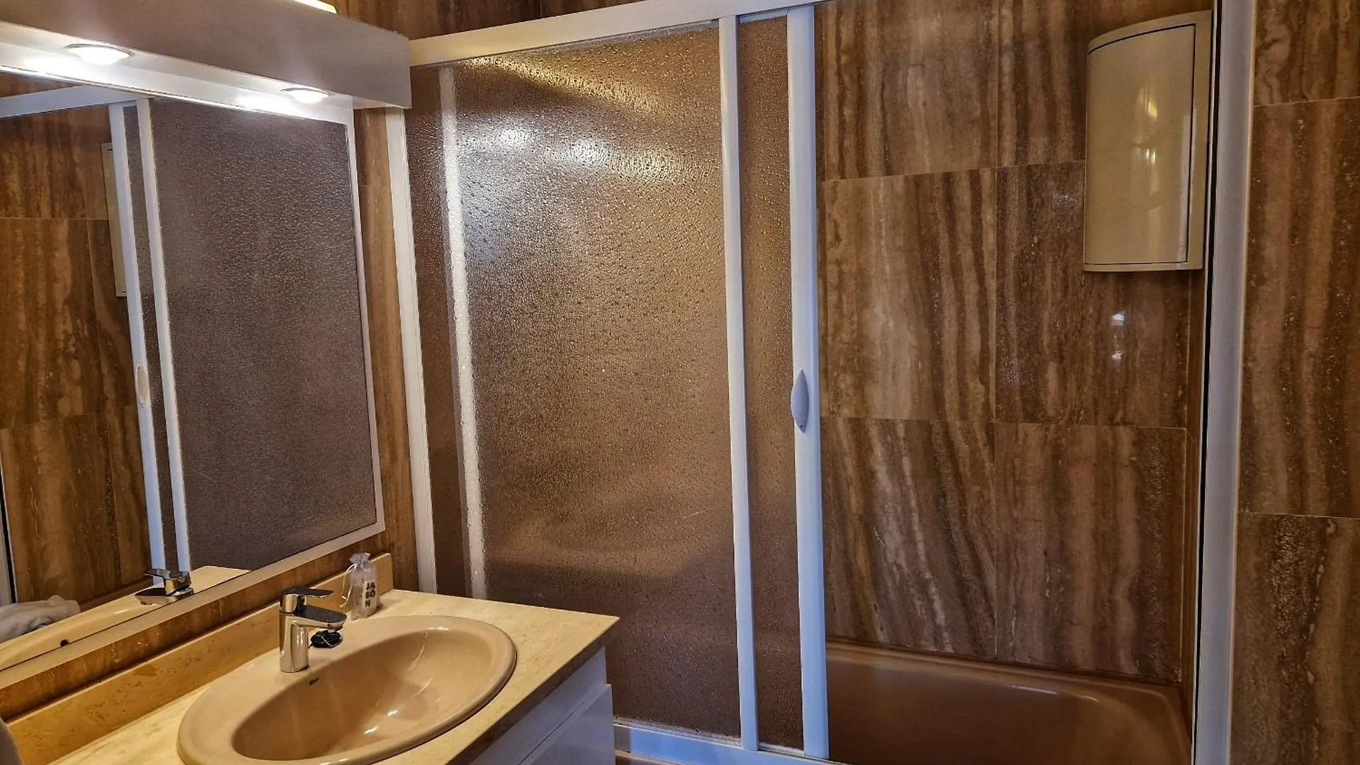 Apartment Luna Tossa De Mar With Jacuzzi, 5Mins Walking To The Beach, Sea And Castle View Big Terrace Spain